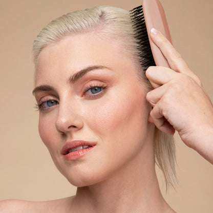 Scalp Renewal Brush in Terracotta