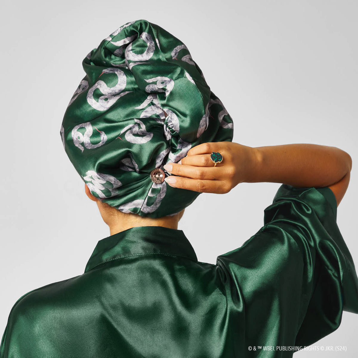 Kitsch x Harry Potter Satin Wrapped Hair Towel in Slytherin